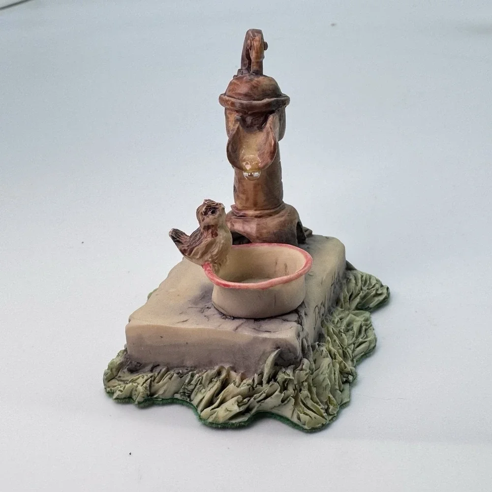 Lowell Davis THIRSTY? & DRY HOLE Bird Jug Crock Water Pump Figurine LOT 2 Schmid